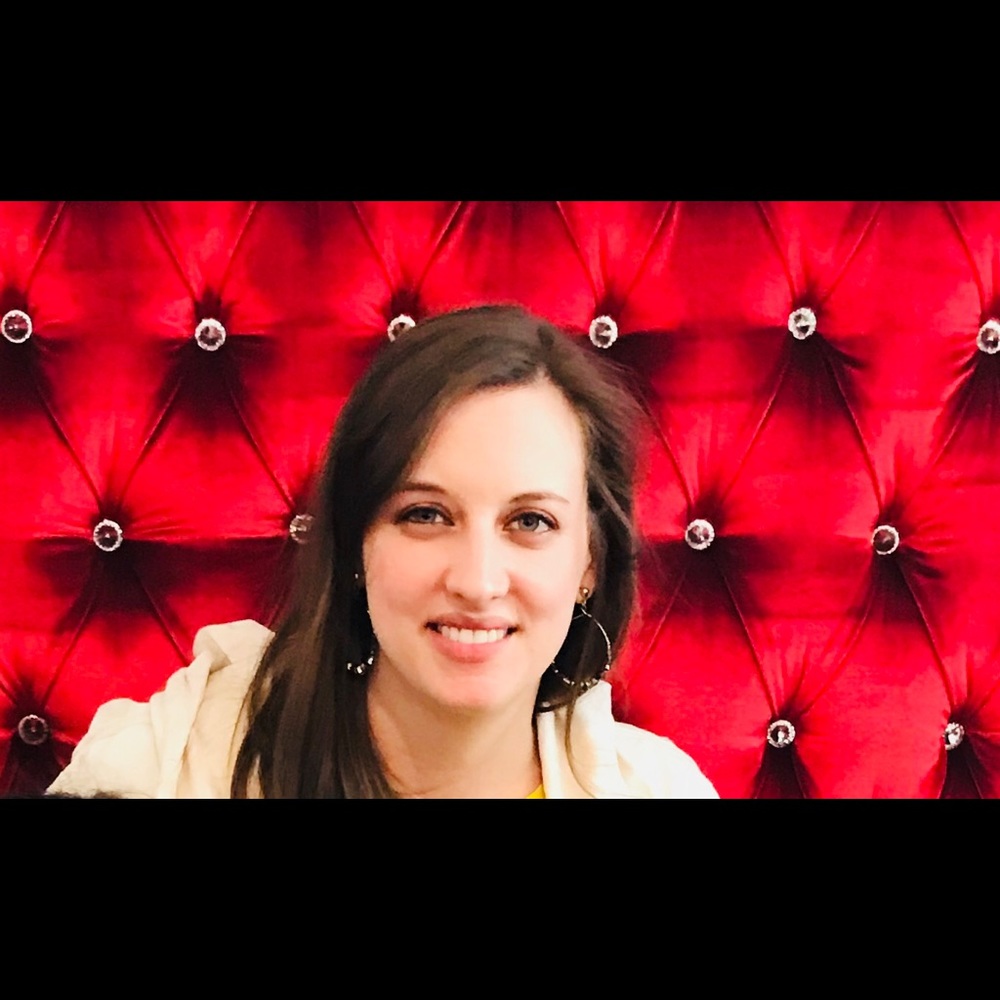 Meet your Posher, Elizabeth